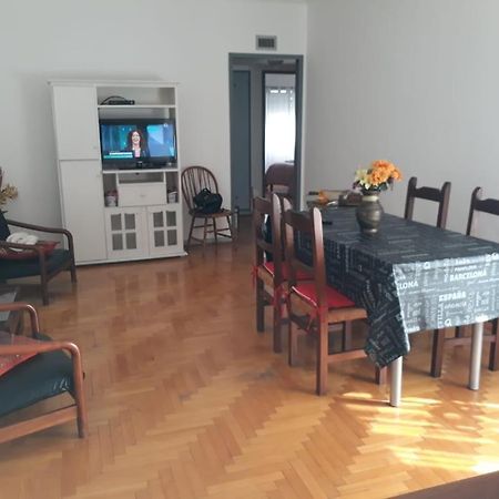 Apartamento Lautaro Apartment Buenos Aires Exterior foto